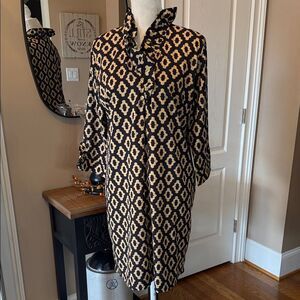 Mud Pie Ruffle Neck Shift Dress Black Tan Geometric Print 3/4 Sleeve Women’s L